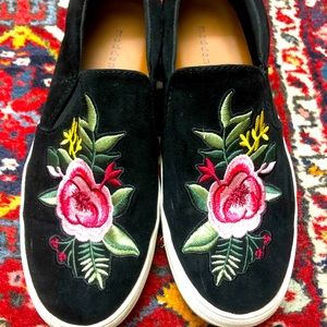 Madden Girl Suede Embroidered Sneakers